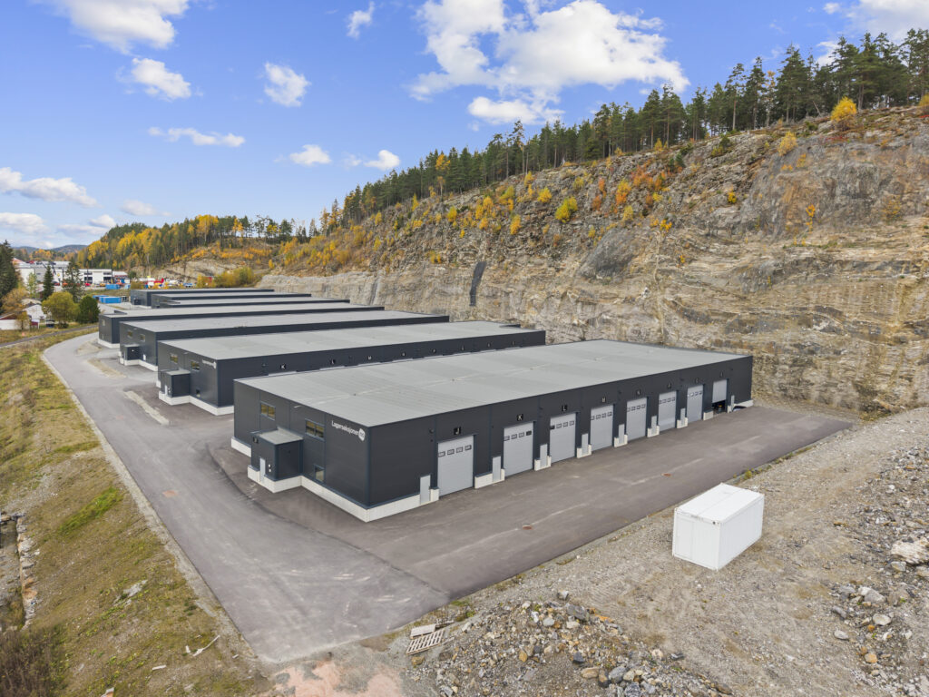 u29-DJI_20251013140850_0098_D